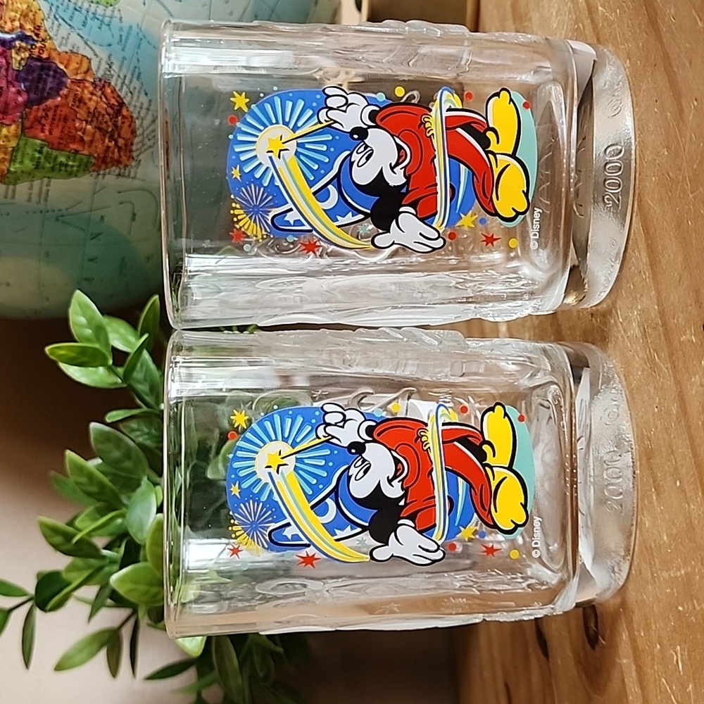 Y2K Mc Donald's EPCOT Disney Mickey Mouse Glass Tumblers
